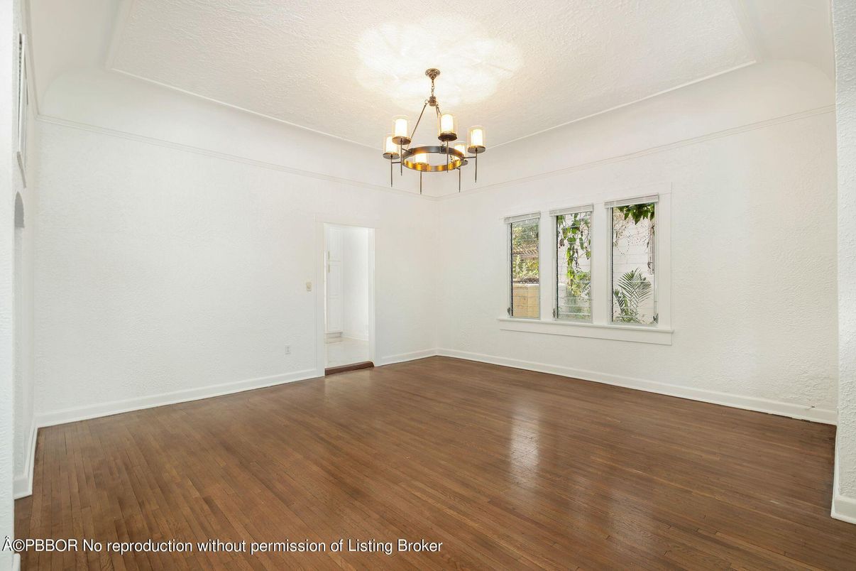Chandelier, Empty room, Interior, Wood Texture Flooring
