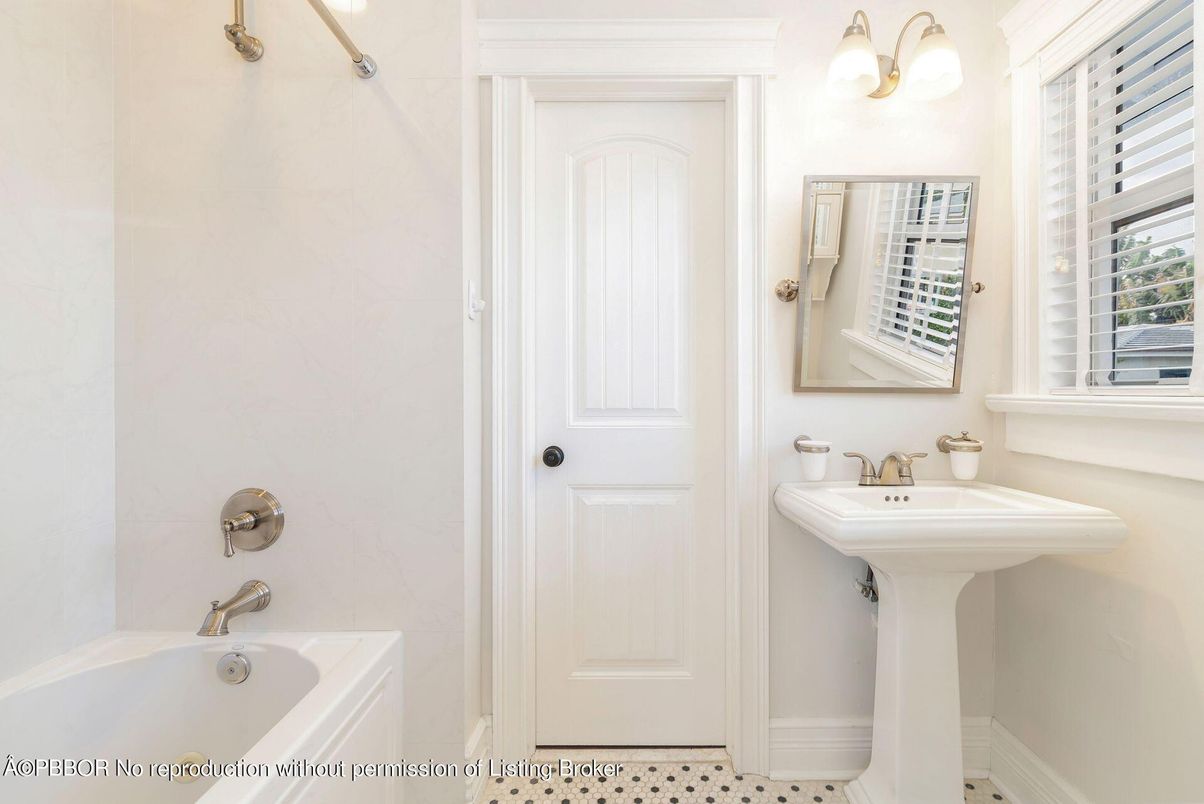 Bathroom, Interior
