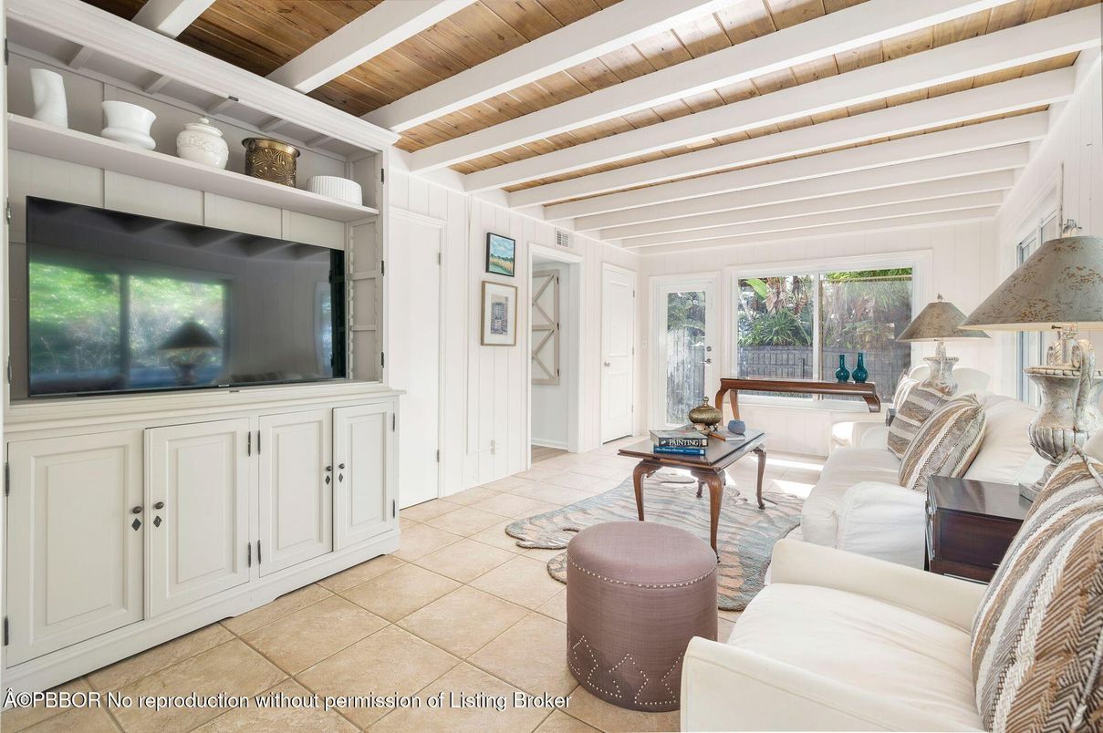 Interior, Living room, Wooden Ceilings