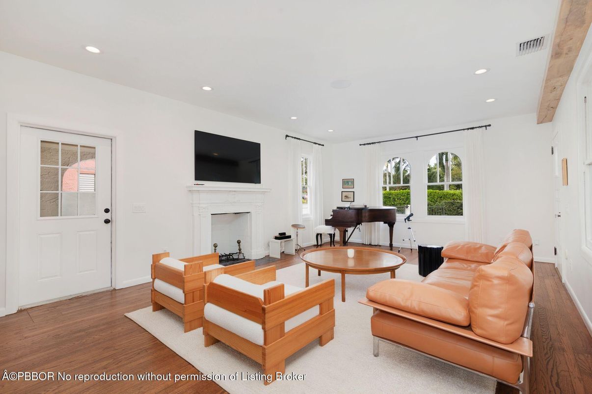 Fireplace, Interior, Living room, Piano, Recessed Lighting, Wooden Beams, Wood Texture Flooring