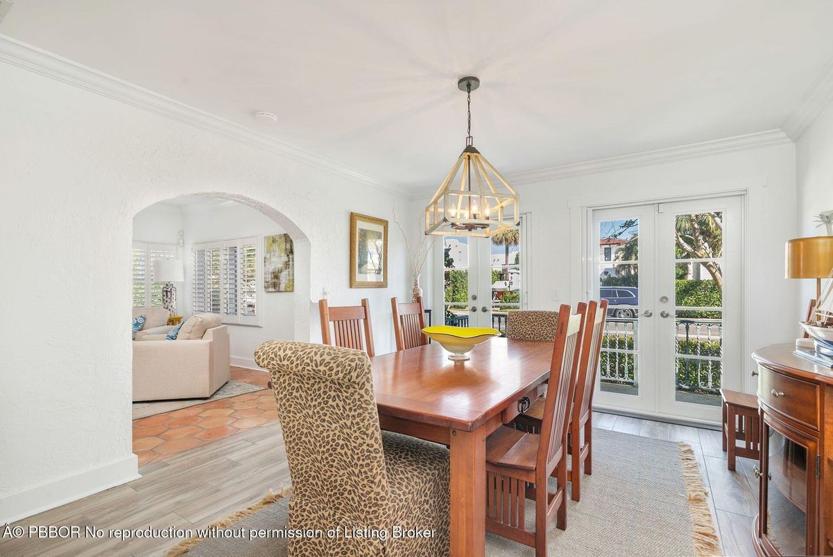 Dining room, Interior, Living room, Pendant Lights, Wood Texture Flooring