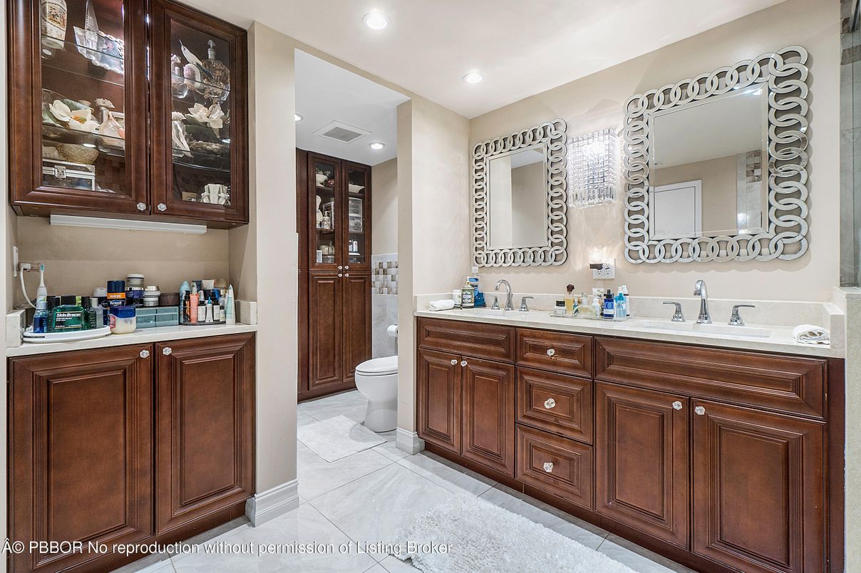 Bathroom, Dual Sink Vanities, Interior, Marble, Recessed Lighting
