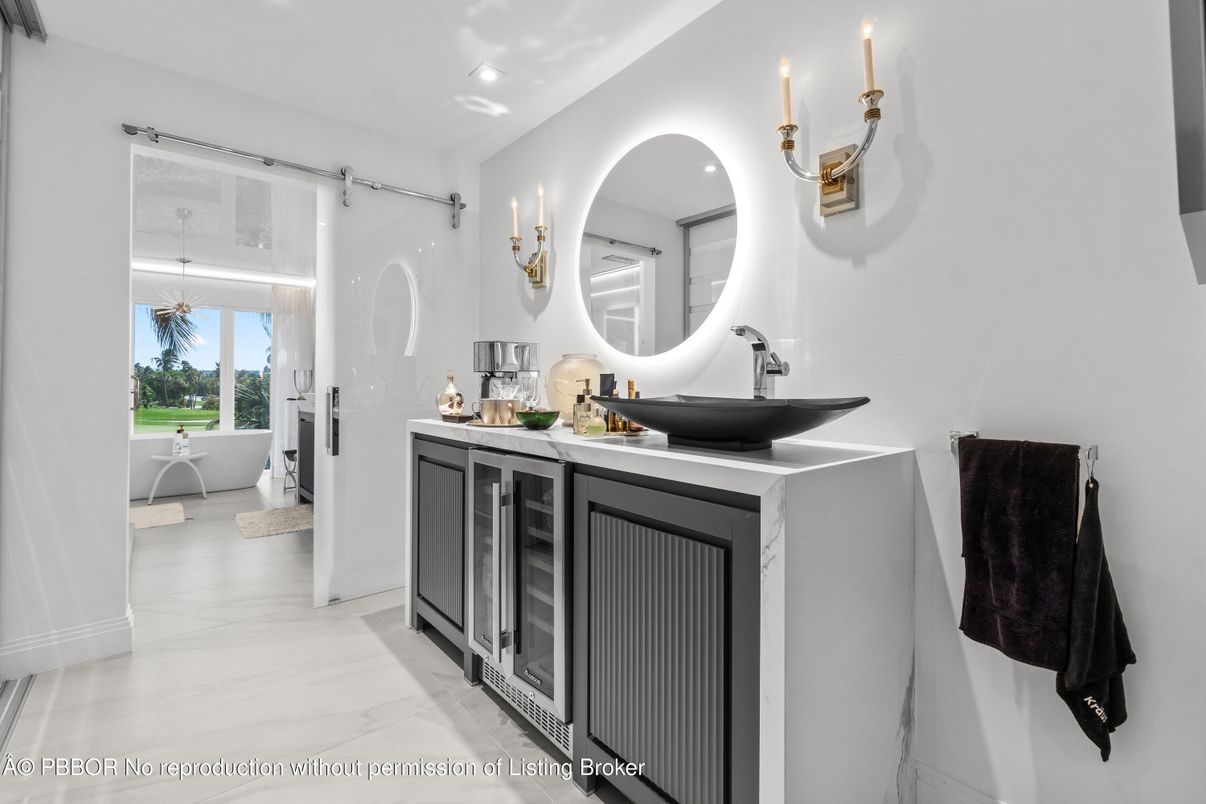 Bathroom, Dual Sink Vanities, Interior, Marble, Recessed Lighting