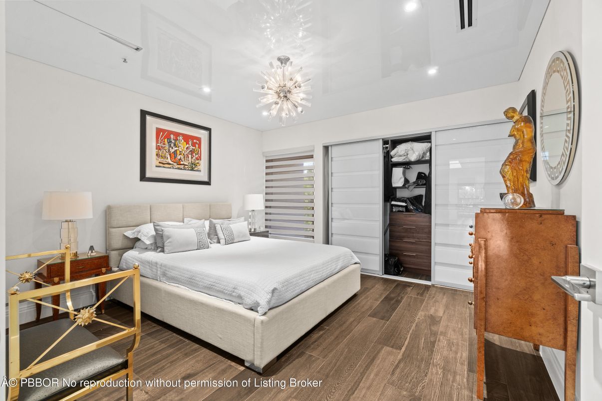 Bedroom, Interior, Pendant Lights, Recessed Lighting, Wood Texture Flooring