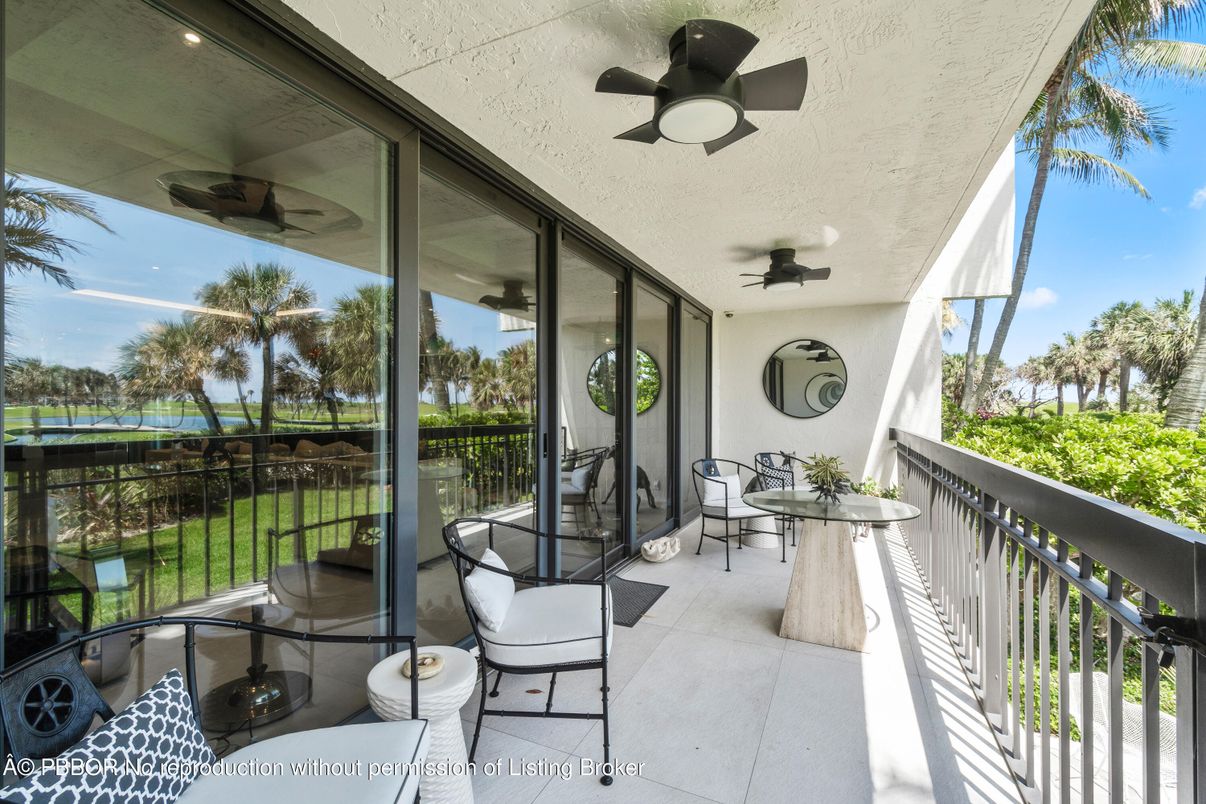 Exterior, Sun Room
