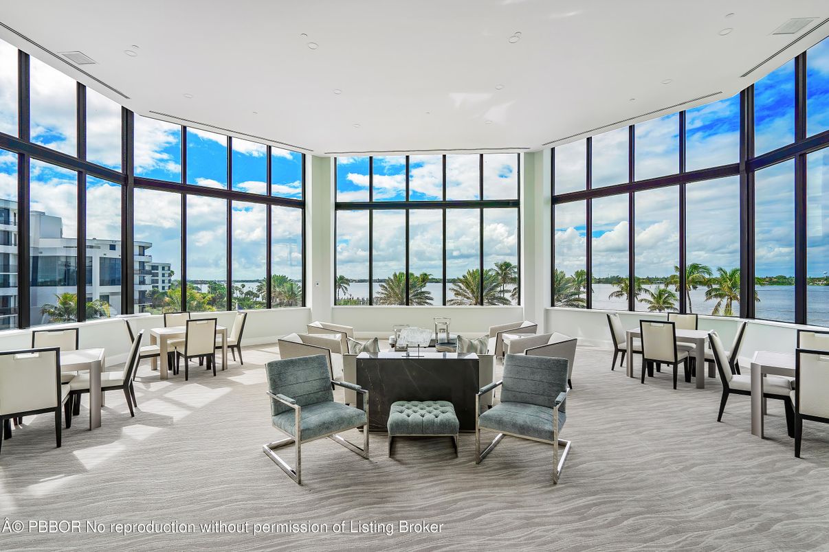Dining room, Interior, Recessed Lighting, Water