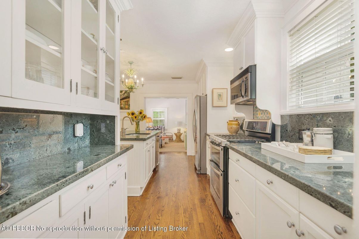 Chandelier, Interior, Kitchen, Recessed Lighting, Wood Texture Flooring