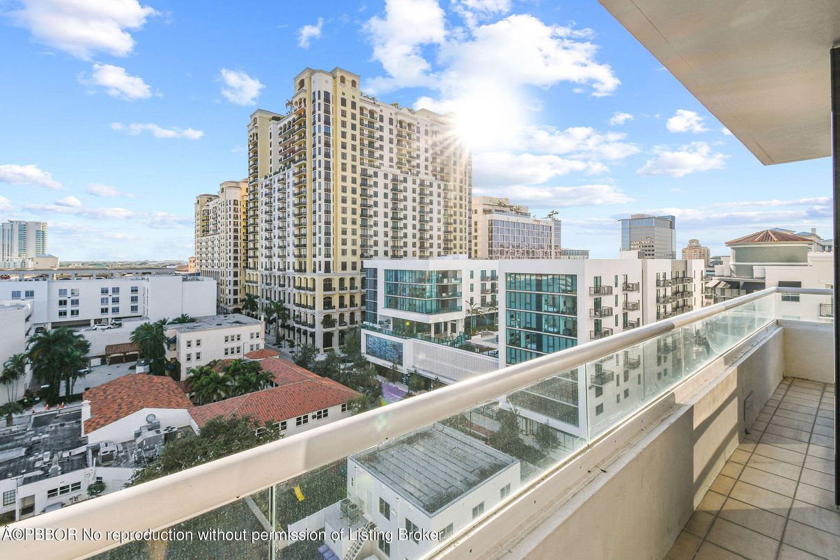 Exterior, Other, Skyline