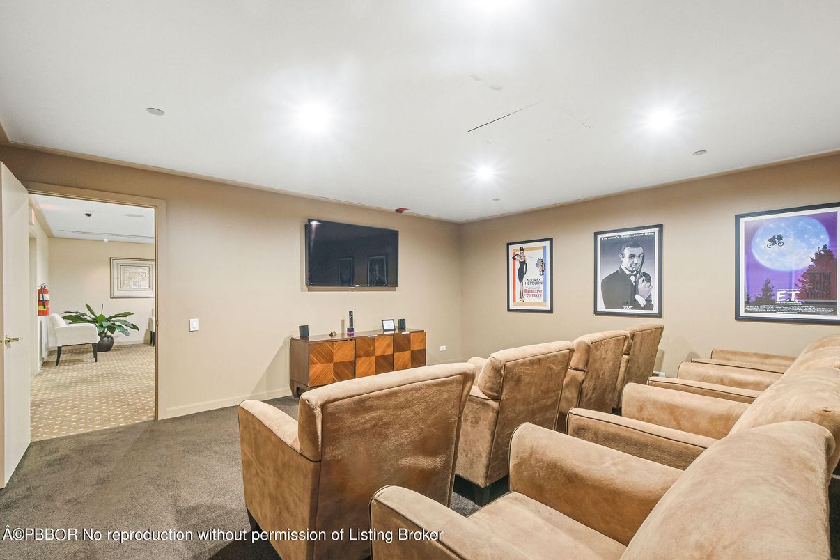 Interior, Living room, Recessed Lighting, Theatre Room