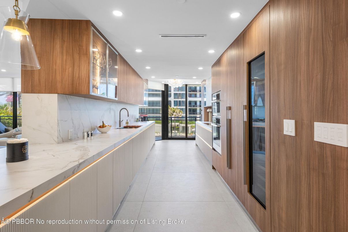 Interior, Kitchen, Marble Walls, Pendant Lights, Recessed Lighting, Wooden Walls