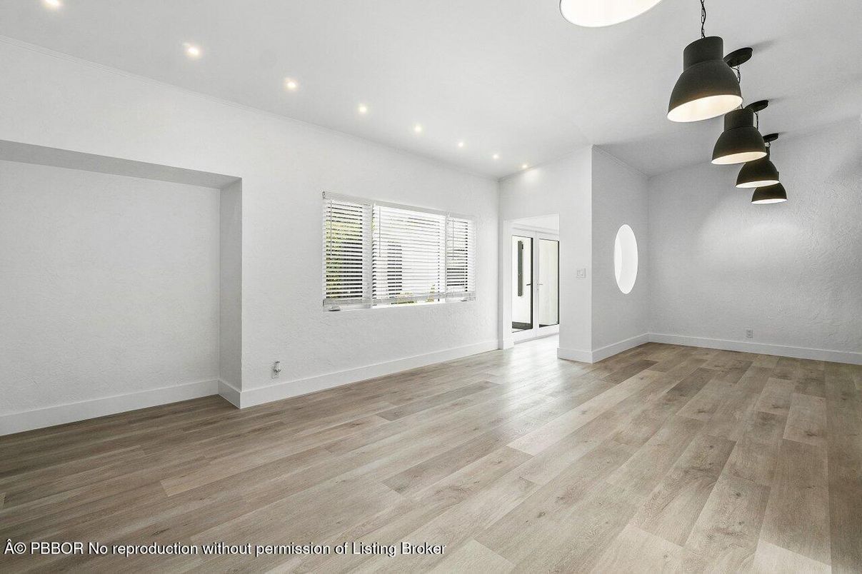 Empty room, Interior, Pendant Lights, Recessed Lighting, Wood Texture Flooring