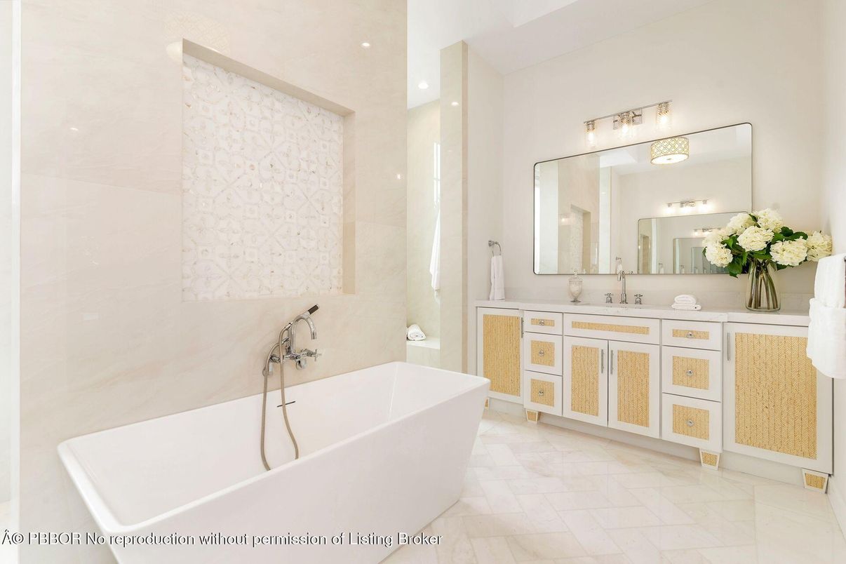 Bathroom, Dual Sink Vanities, Free Standing Baths, Interior, Marble, Recessed Lighting
