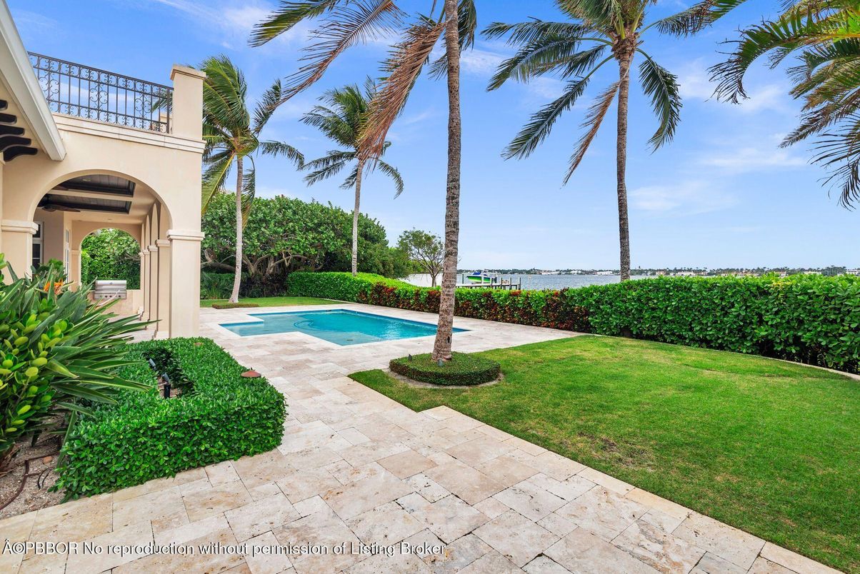 Backyard, Exterior, Pool, Water