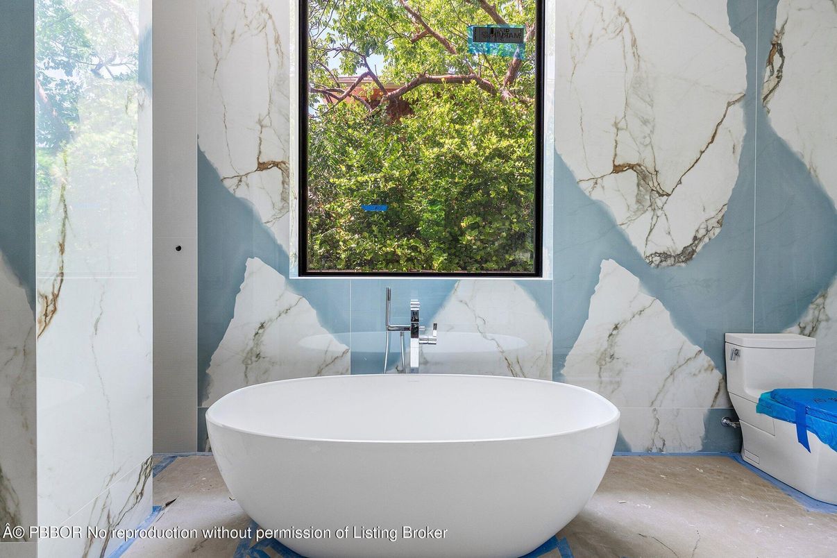 Bathroom, Free Standing Baths, Interior, Marble Walls