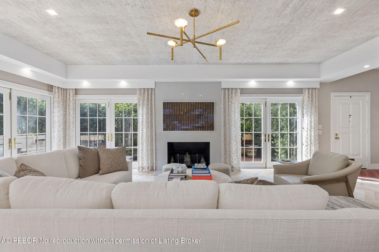 Fireplace, Interior, Living room, Pendant Lights, Recessed Lighting