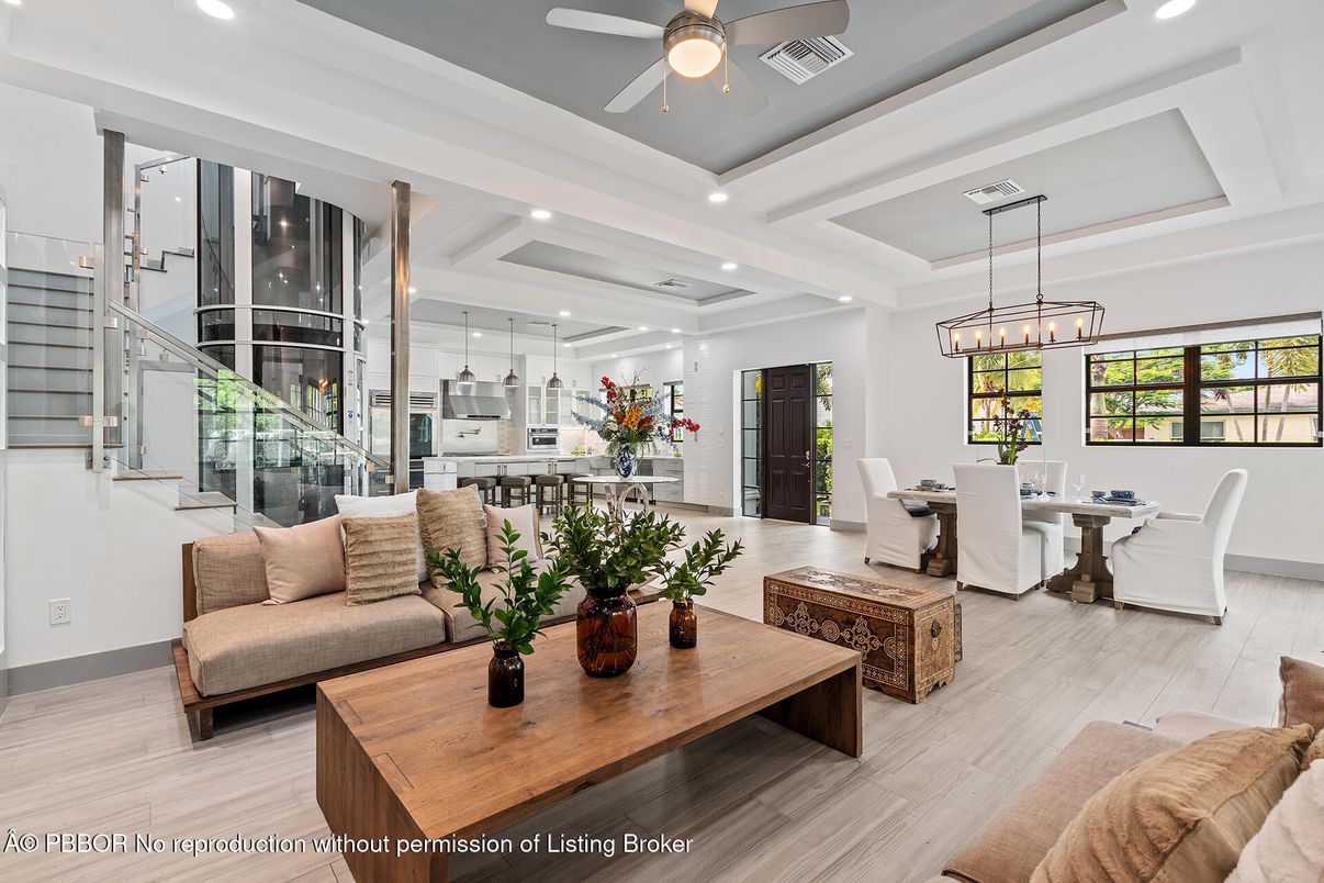 Dining room, Interior, Living room, Pendant Lights, Recessed Lighting, Wood Texture Flooring