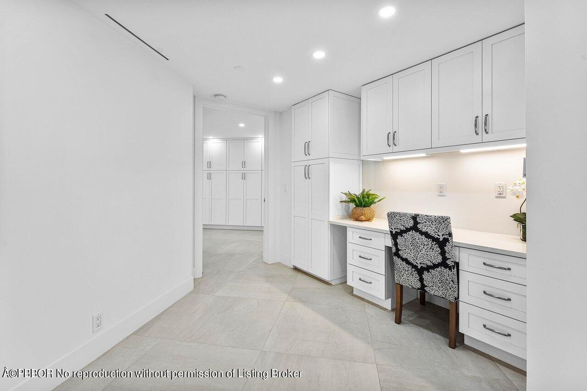 Home Office, Interior, Recessed Lighting
