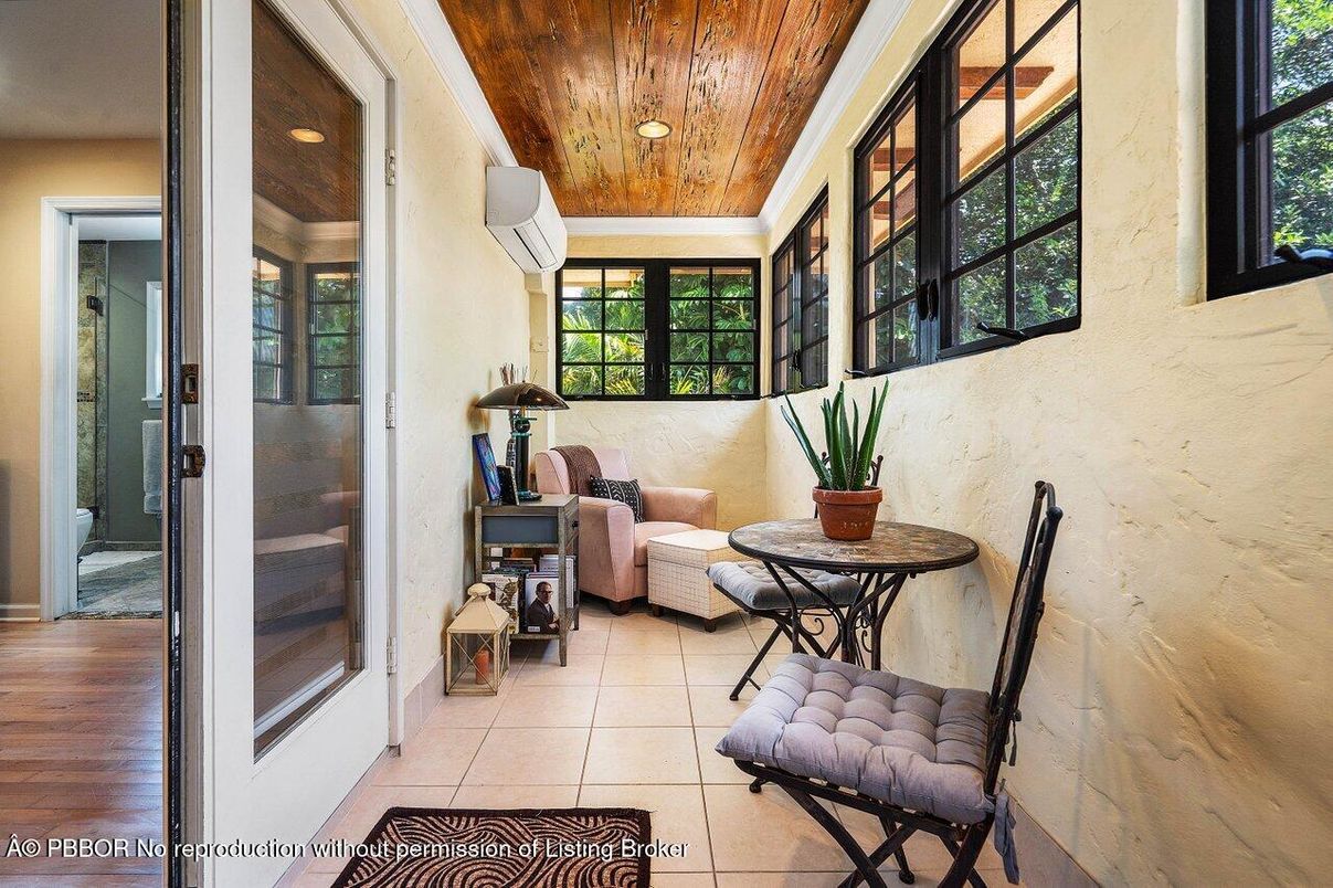 Interior, Recessed Lighting, Wooden Ceilings, Wood Texture Flooring