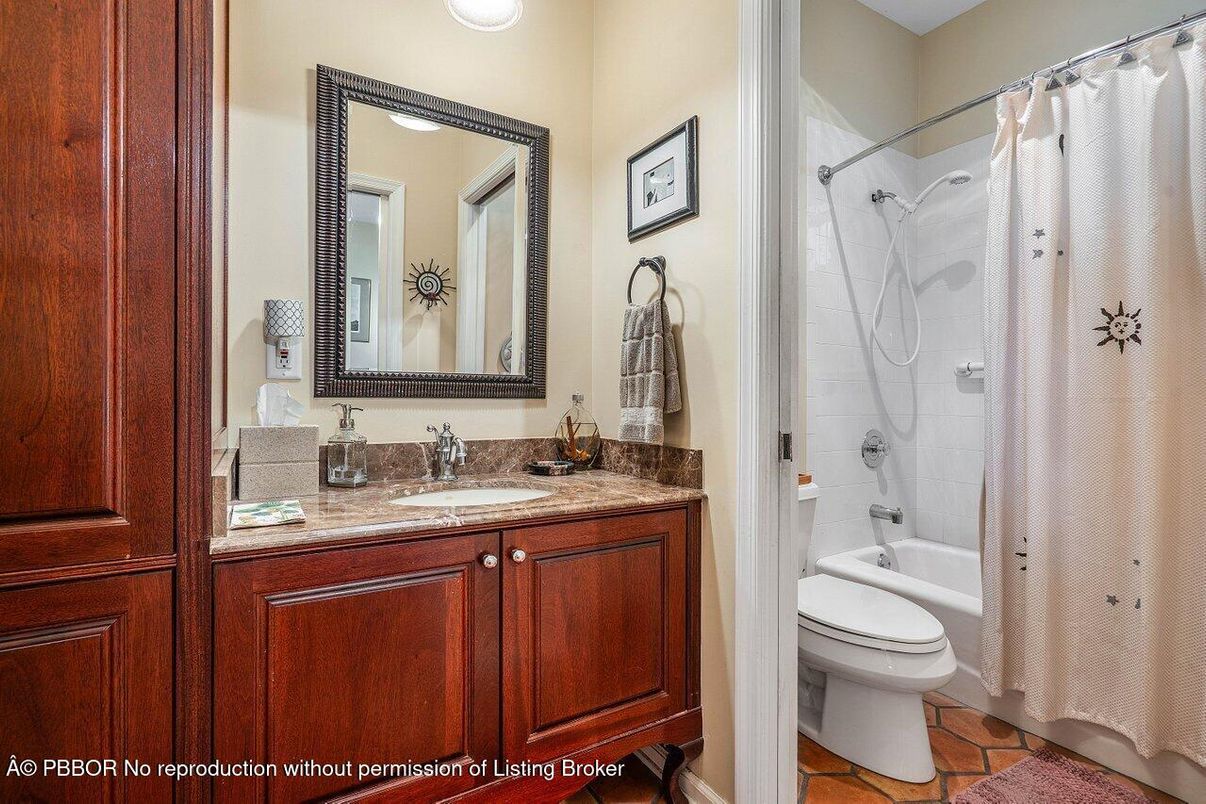 Bathroom, Interior