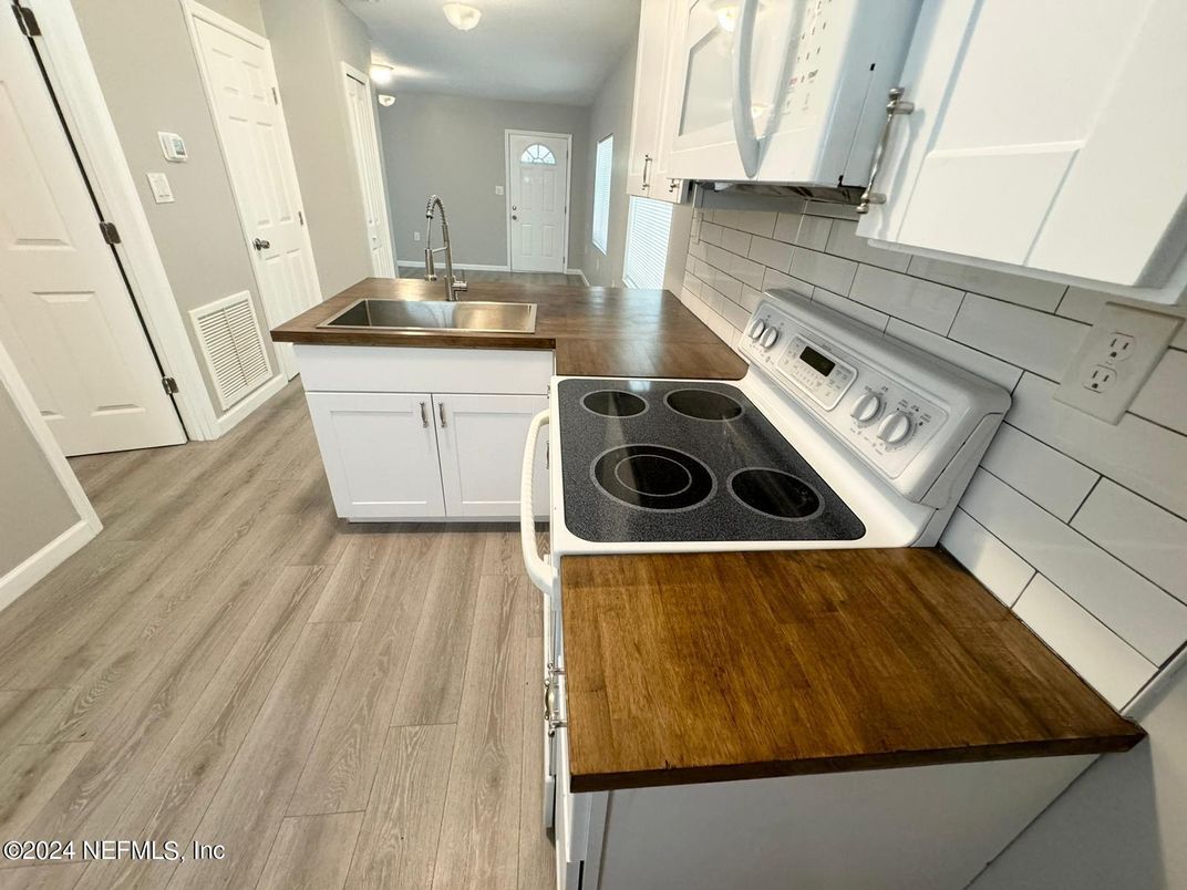 Interior, Kitchen, Wood Texture Flooring