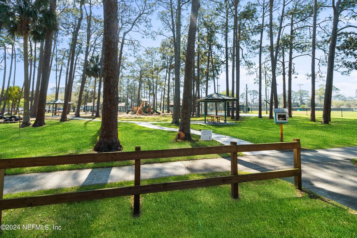 Backyard, Exterior, Playground