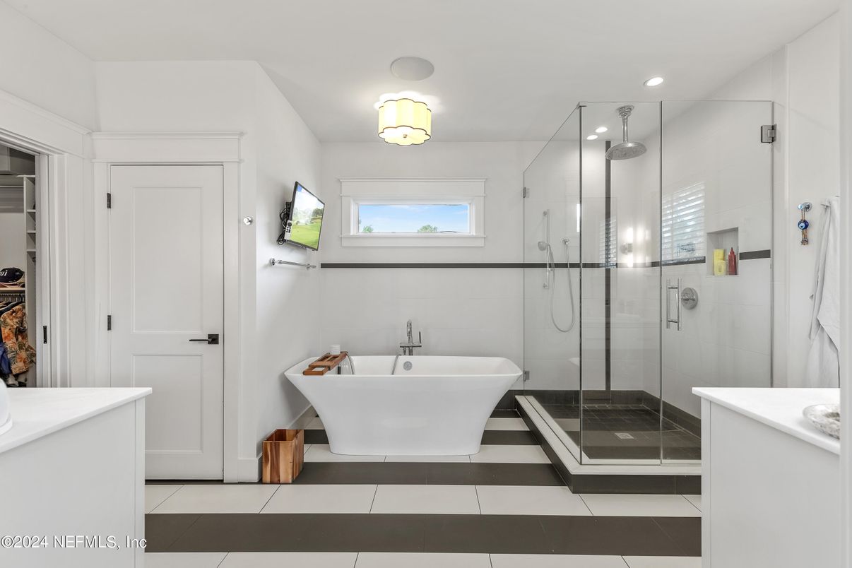 Bathroom, Free Standing Baths, Glass Shower, Interior, Recessed Lighting