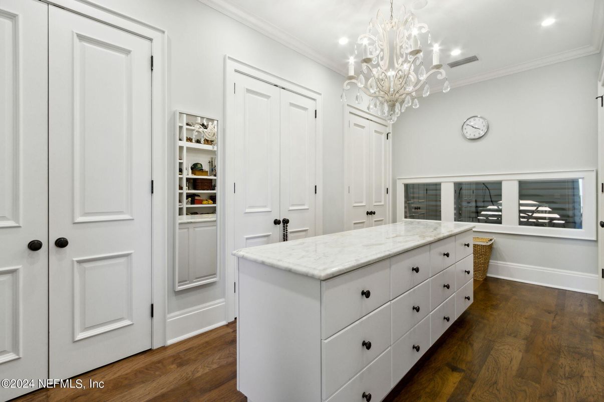 Chandelier, Interior, Recessed Lighting, Wood Texture Flooring
