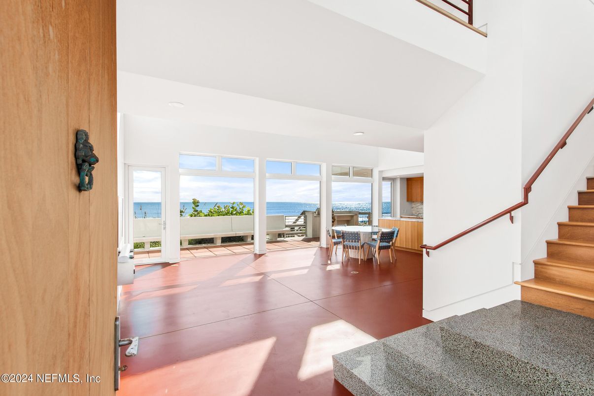Dining room, Interior, Recessed Lighting, Water