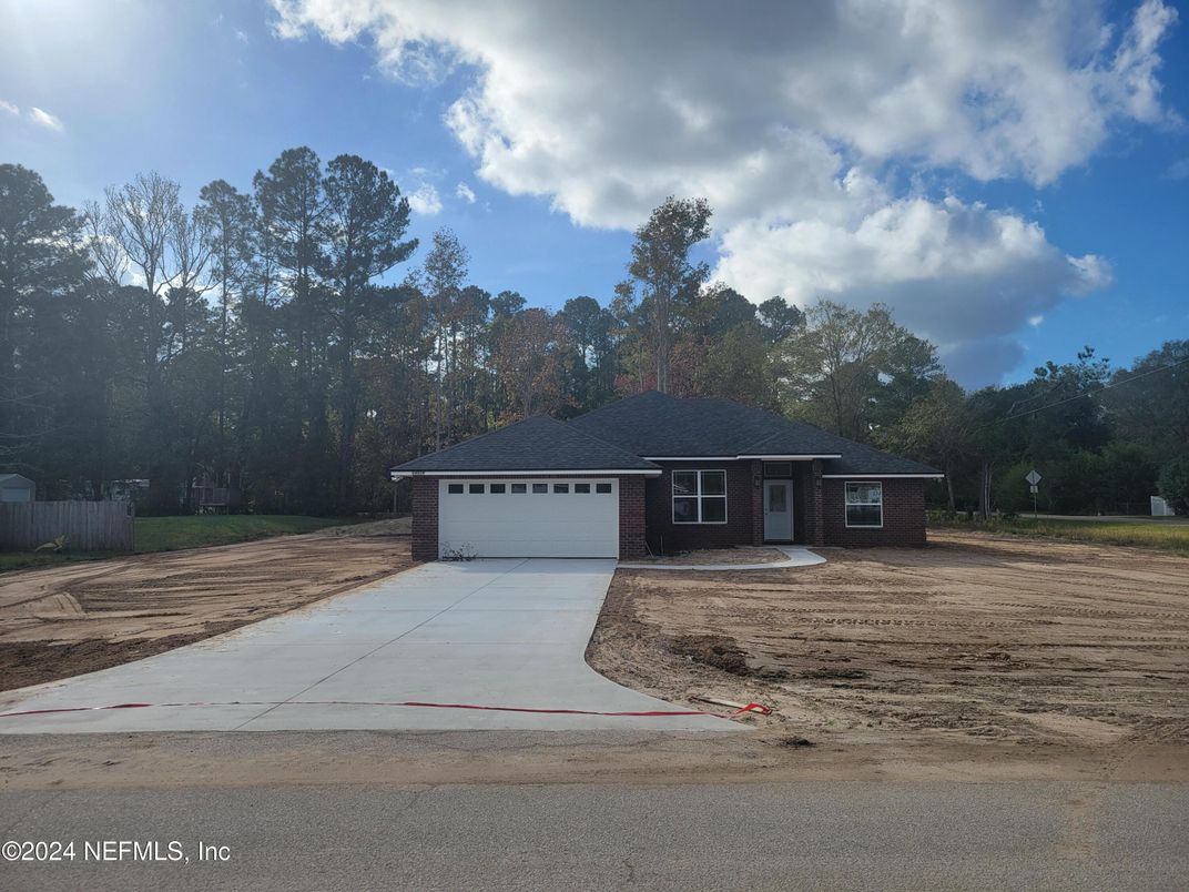 Attached, Exterior, Facade, Brick Facade, Ranch