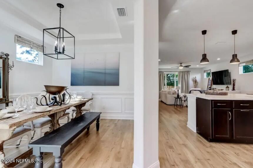 Dining room, Interior, Living room, Pendant Lights, Recessed Lighting, Wood Texture Flooring