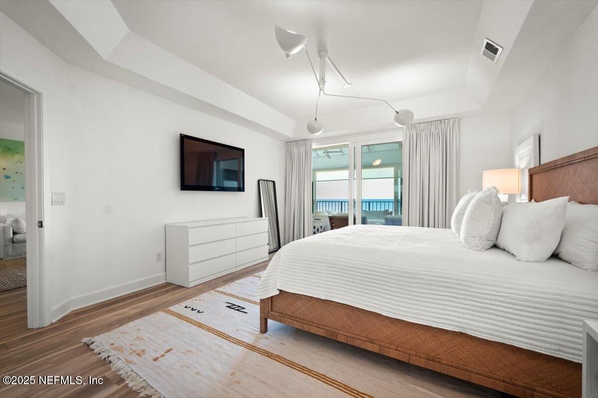Bedroom, Interior, Water, Wood Texture Flooring