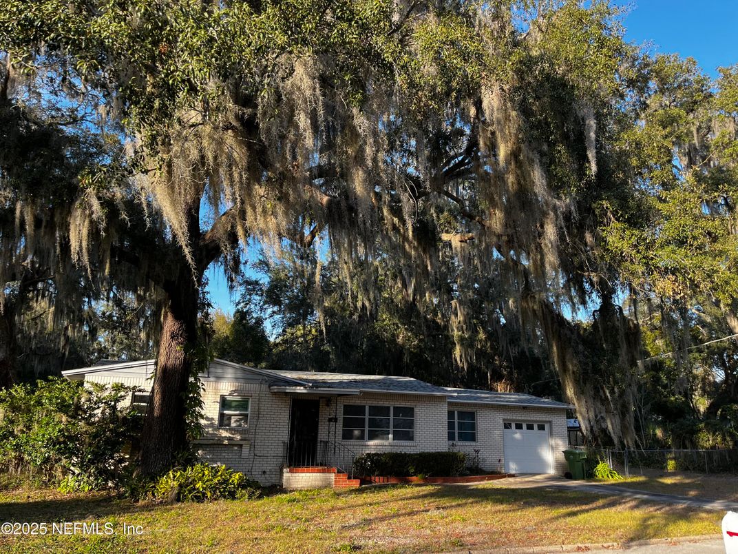 Attached, Backyard, Exterior, Facade, Ranch