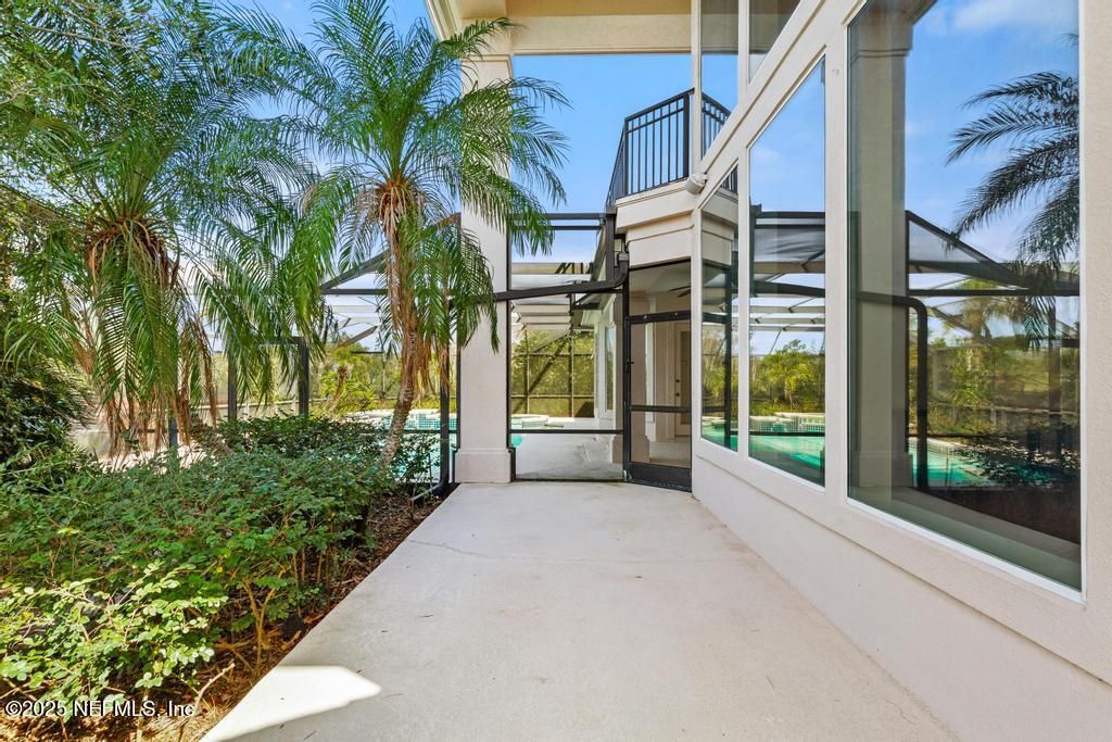 Exterior, Sun Room
