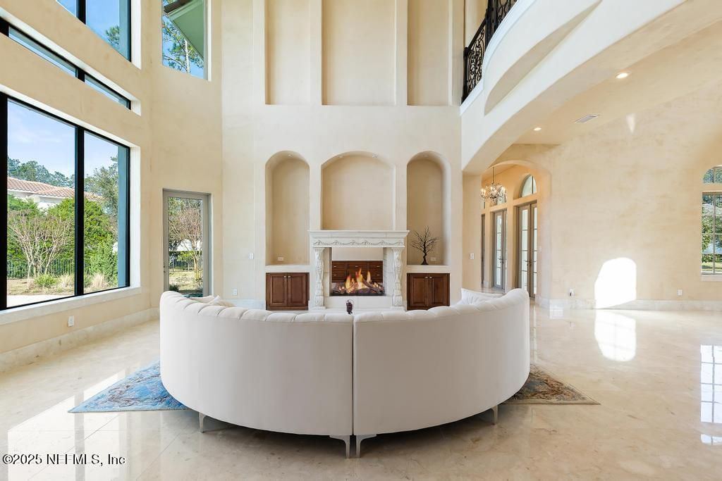 Fireplace, Interior, Living room, Recessed Lighting