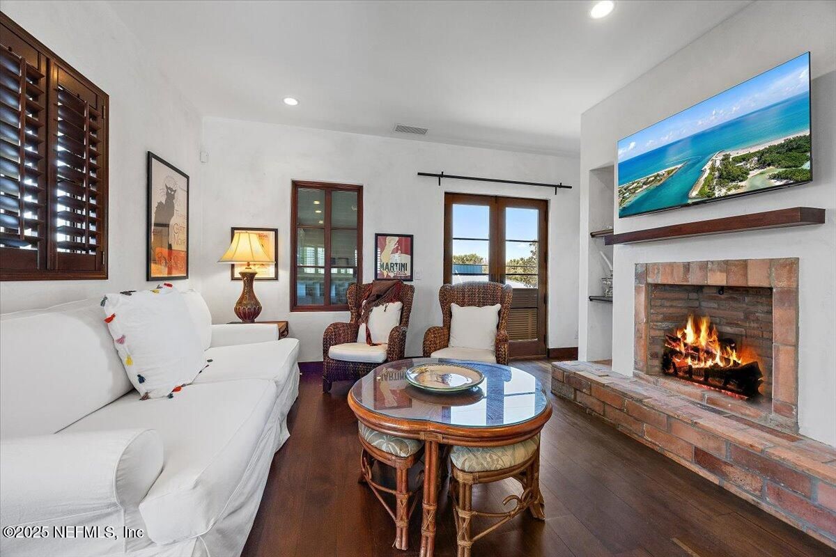 Fireplace, Interior, Living room, Recessed Lighting, Wood Texture Flooring