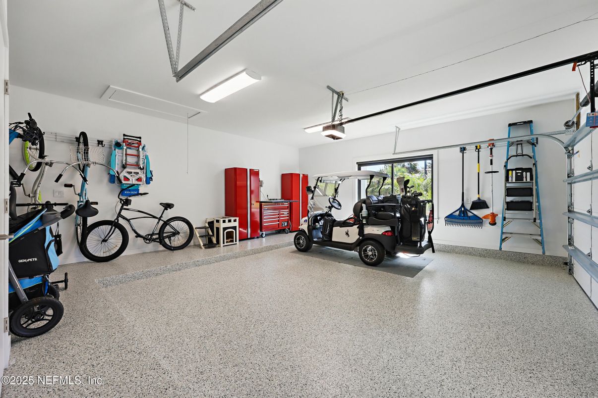 Fitness Equipment, Garage, Interior