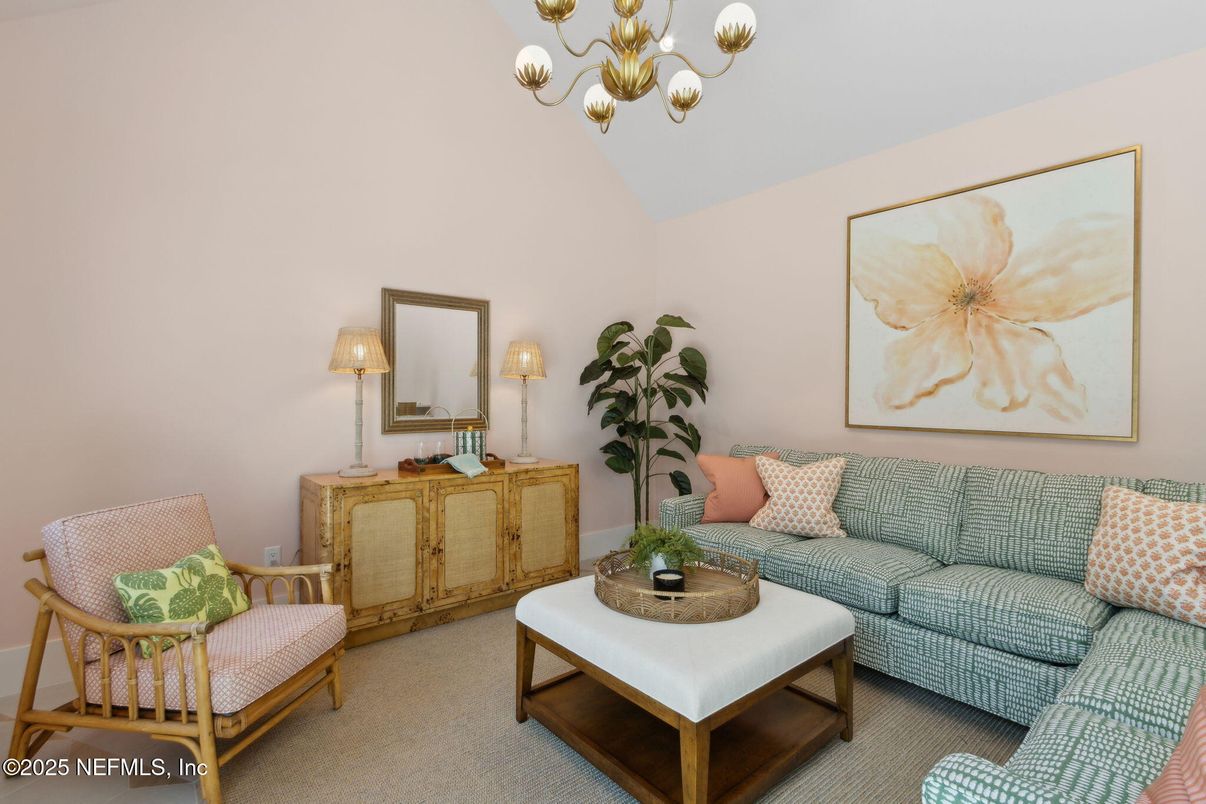 Chandelier, Interior, Living room