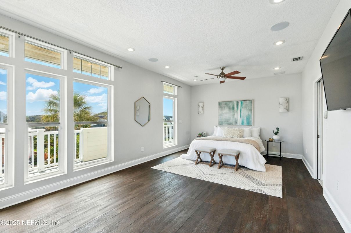 Bedroom, Interior, Recessed Lighting, Water, Wood Texture Flooring
