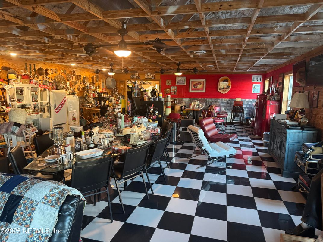 Dining room, Interior