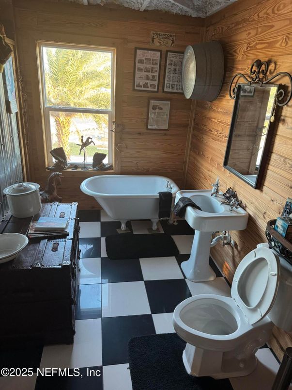 Bathroom, Free Standing Baths, Interior, Wooden Walls