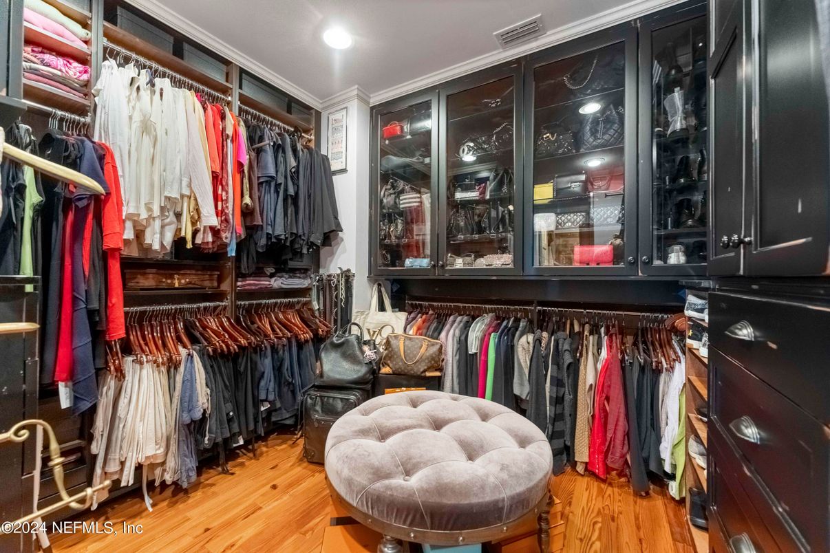 Interior, Recessed Lighting, Walk-in Closets, Wood Texture Flooring