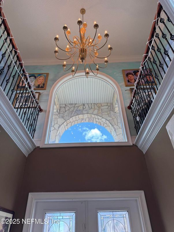 Chandelier, Interior