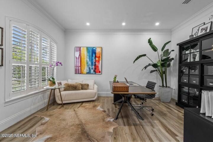 Home Office, Interior, Recessed Lighting, Wood Texture Flooring