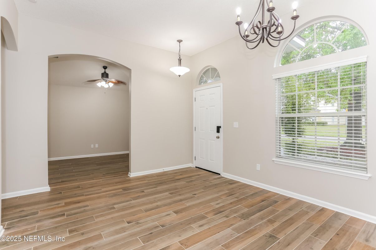 Chandelier, Empty room, Interior, Pendant Lights, Wood Texture Flooring
