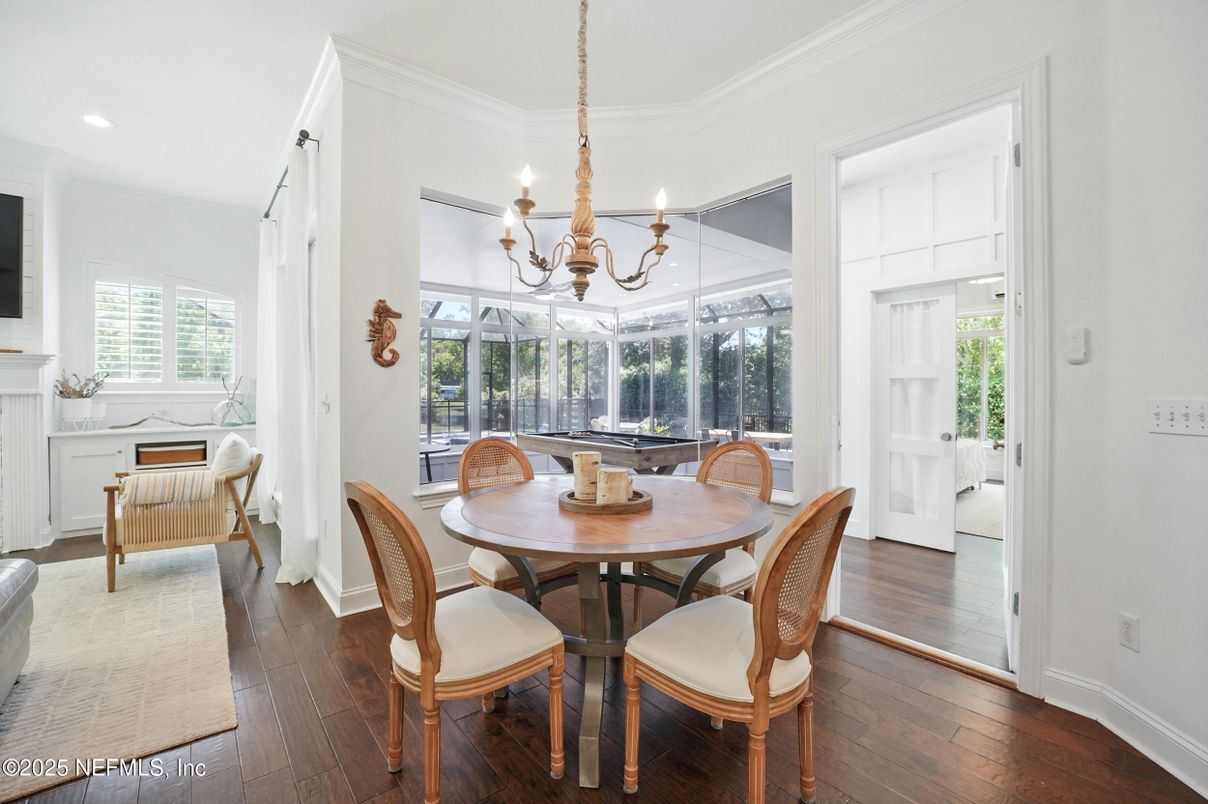 Chandelier, Dining room, Interior, Recessed Lighting, Wood Texture Flooring