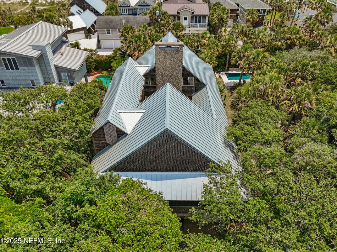 Exterior, Drone