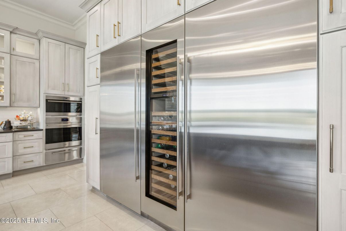 Interior, Kitchen, Stainless Steel Appliances