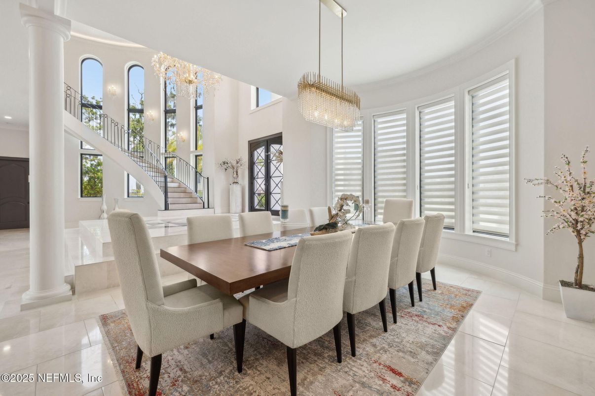 Chandelier, Dining room, Interior