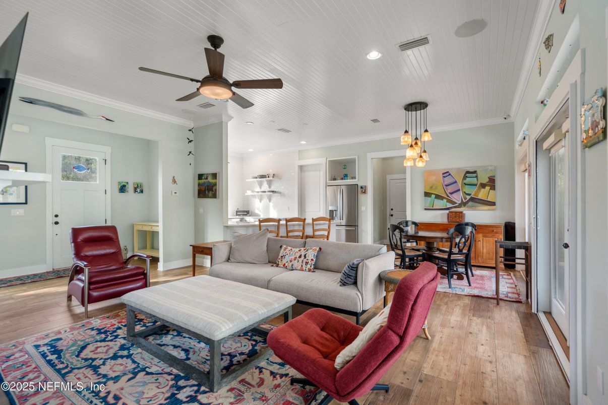 Dining room, Interior, Living room, Pendant Lights, Recessed Lighting, Wood Texture Flooring