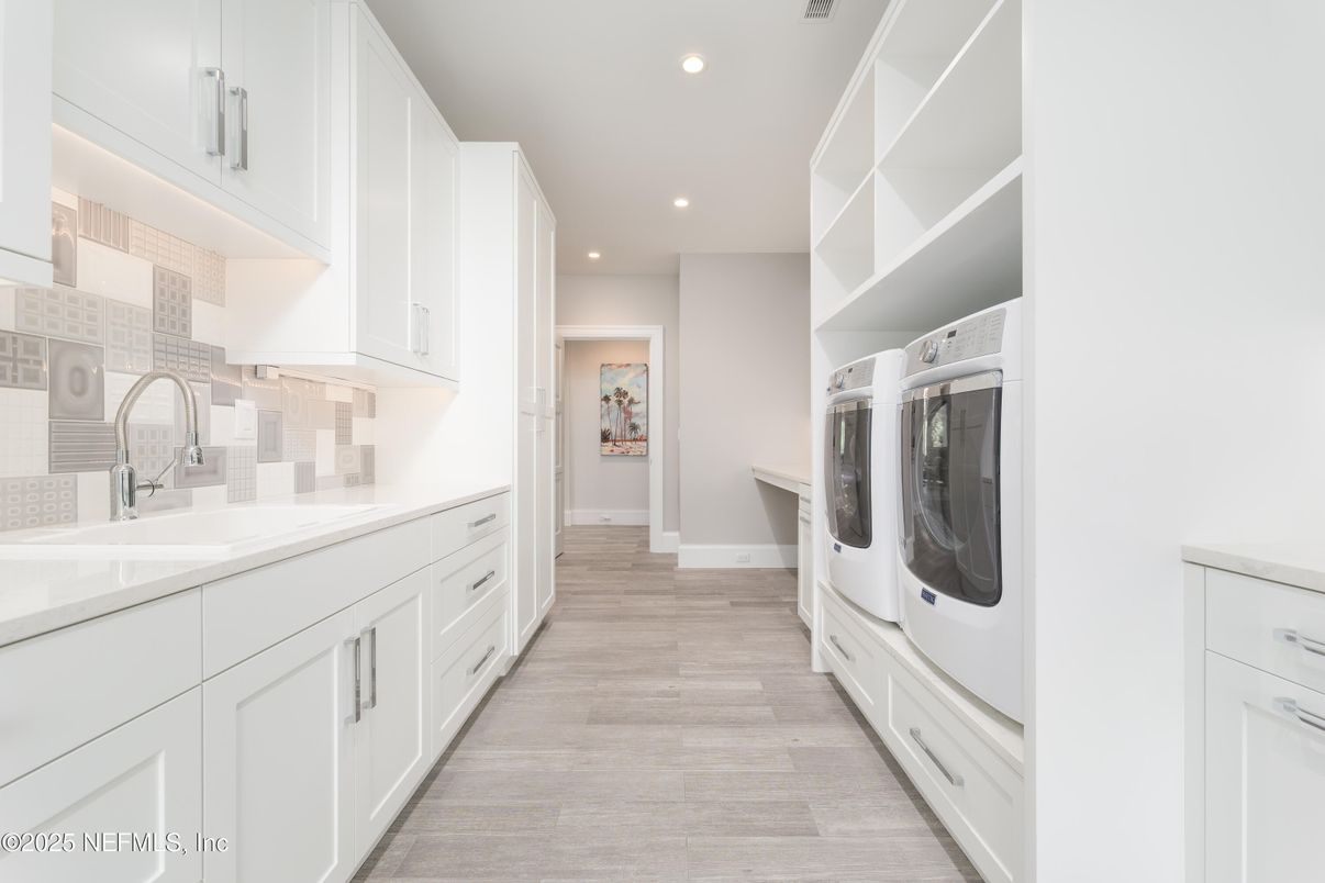 Interior, Recessed Lighting, Washer